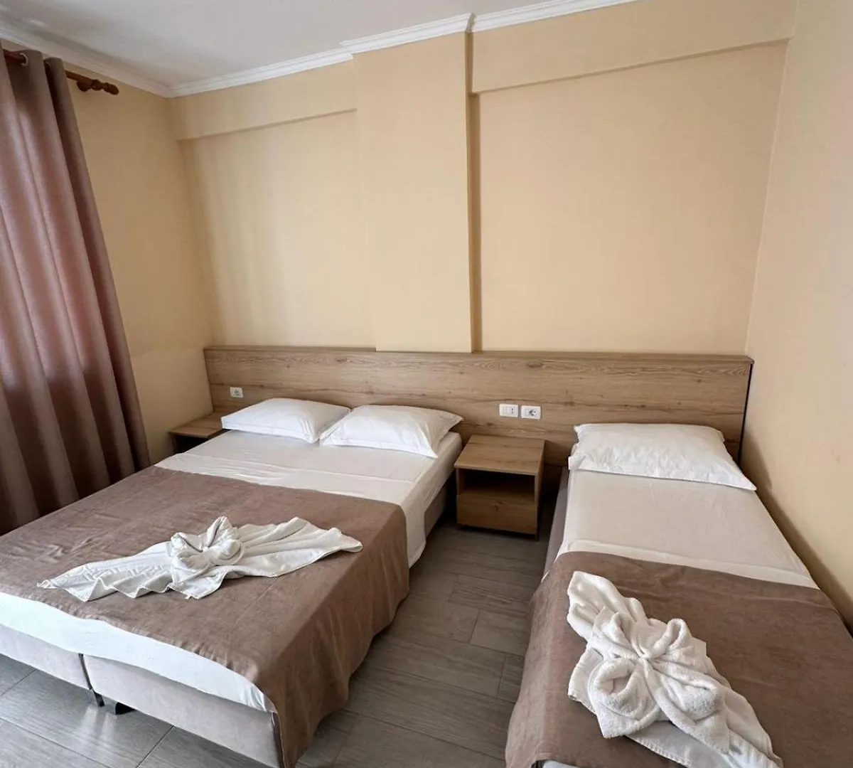 La Playa - Seaside Guest Room Durrës Hotel