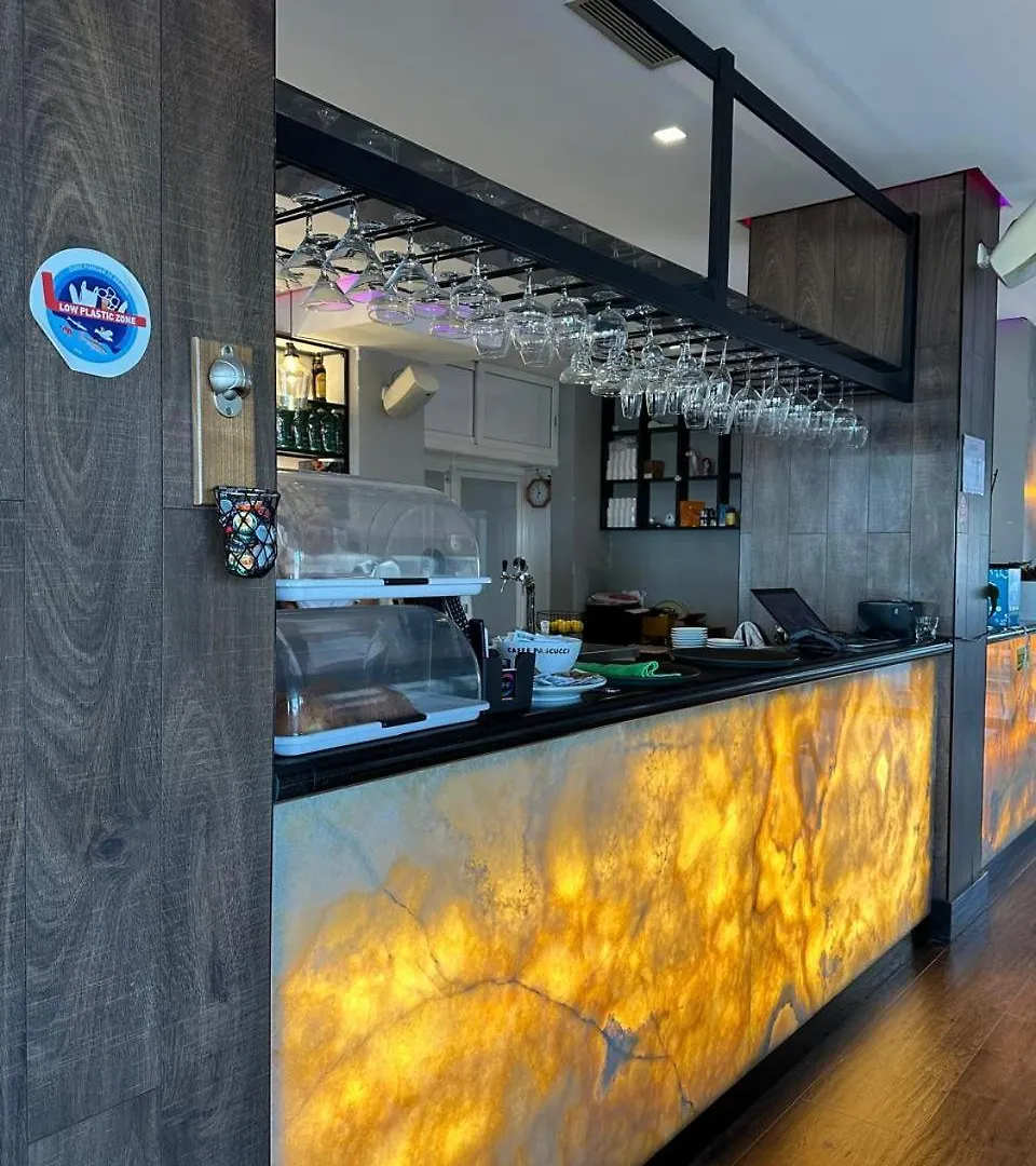 酒店 La Playa - Seaside Guest Room Durrës