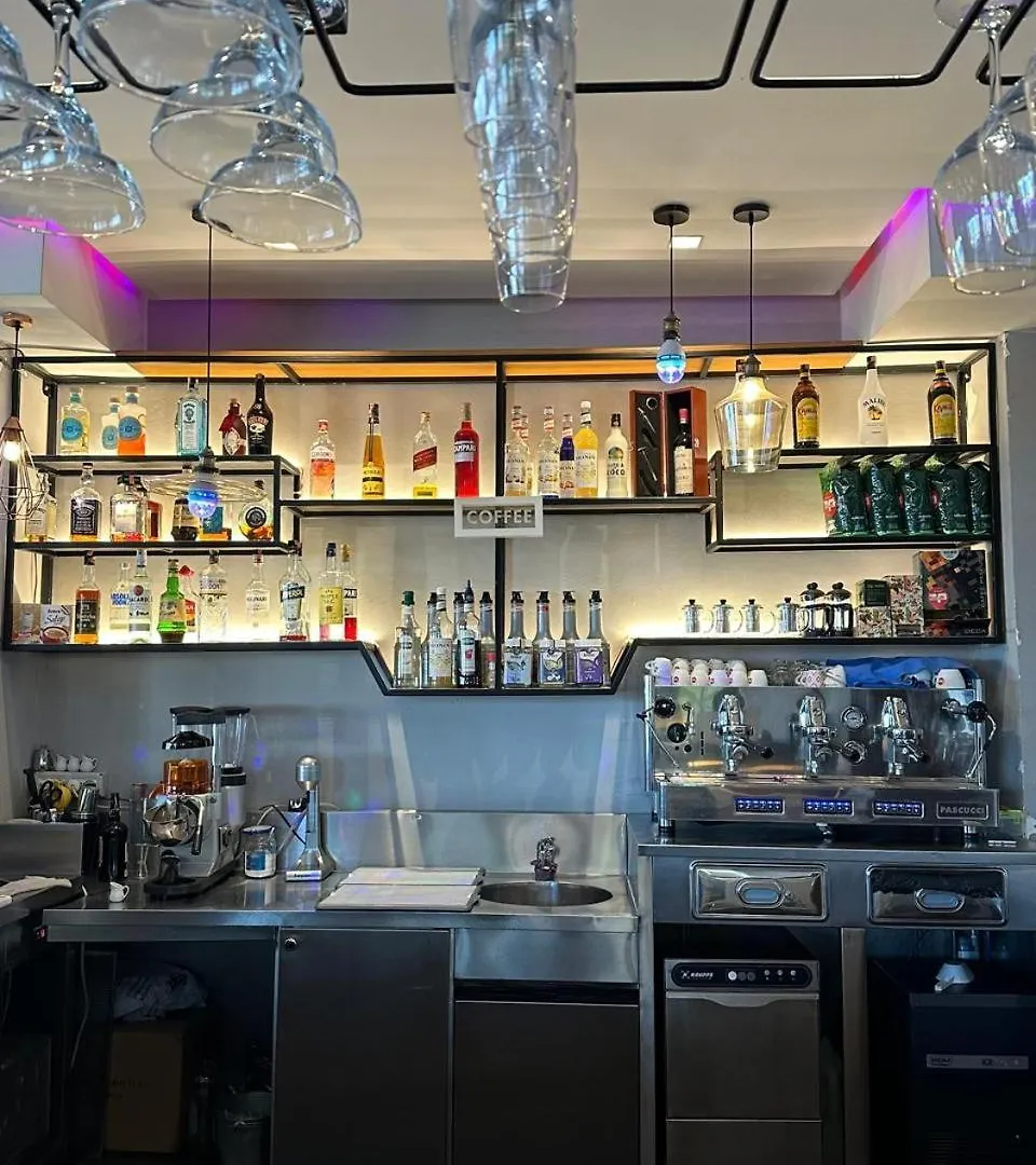 La Playa - Seaside Guest Room Durrës 酒店